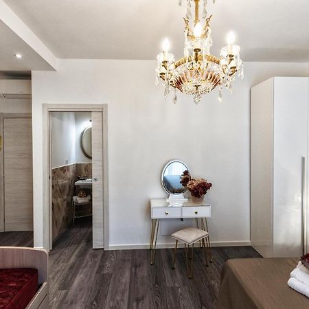 Sinfonia 23 Hotel Равена Екстериор снимка