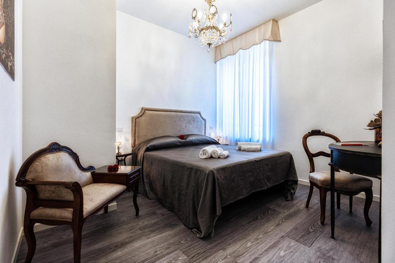 Sinfonia 23 Hotel Равена Екстериор снимка