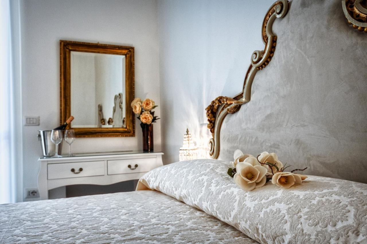 Sinfonia 23 Hotel Равена Екстериор снимка